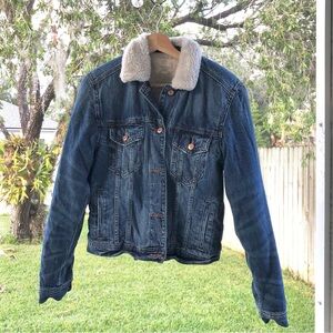 American Eagle Outfitters Denim Jean Jacket Cozy Sherpa Fleece Lining, Women’s M